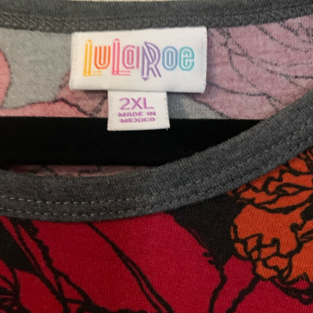 LulaRoe Randy 2XL - Picture 2 of 4
